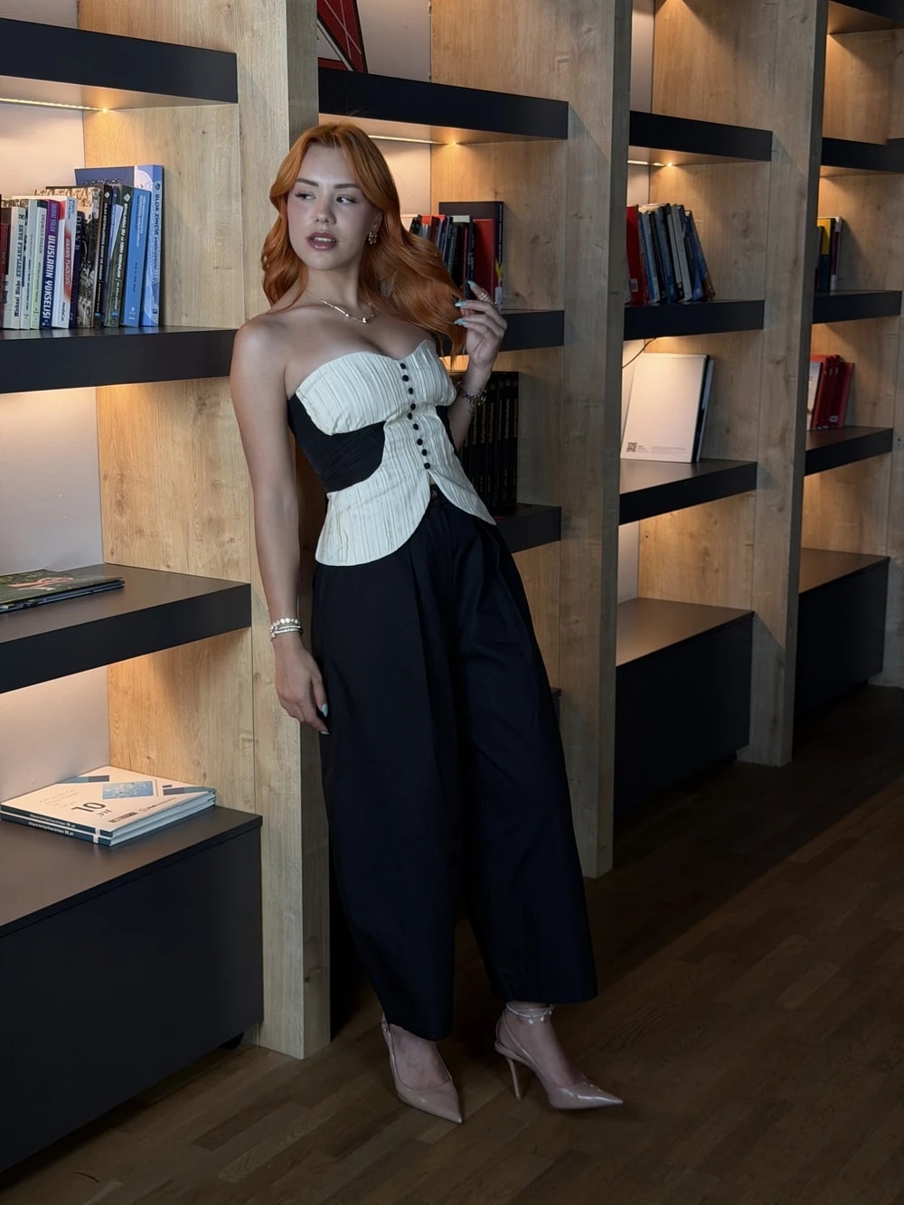 SİYAH BAGGY PANTOLON hover